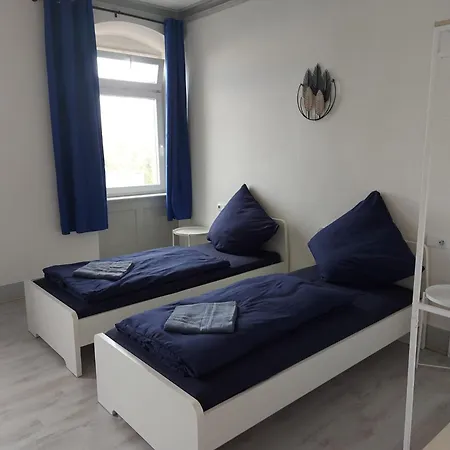 Monteurwohnung * Ройтлинген